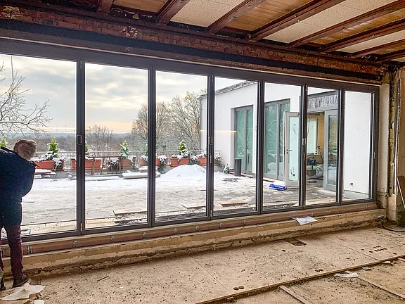 Die Falttürenanlage ist fertig eingebaut 19.01.2024